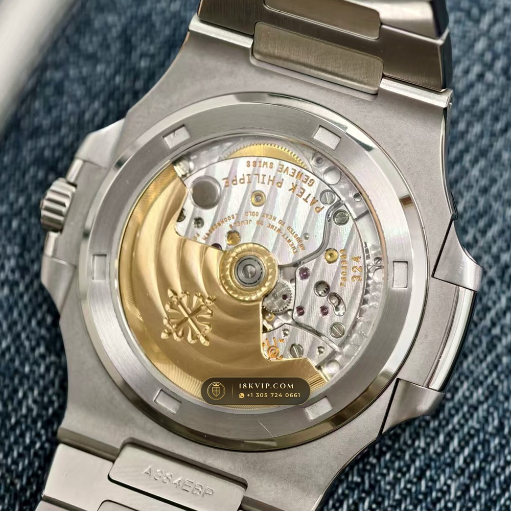 Patek Philippe Nautilus Self-Winding Geneva Atelier Spec Ref. 5711/1A — Private Vault Edition — Studio Gallery Plate IV in 904L Stainless Steel Custom Architecture (115.1g Verified Mass, Patek Philippe Cal. 26-330 S C / Cal. 324 S C - 21K Gold Rotor)