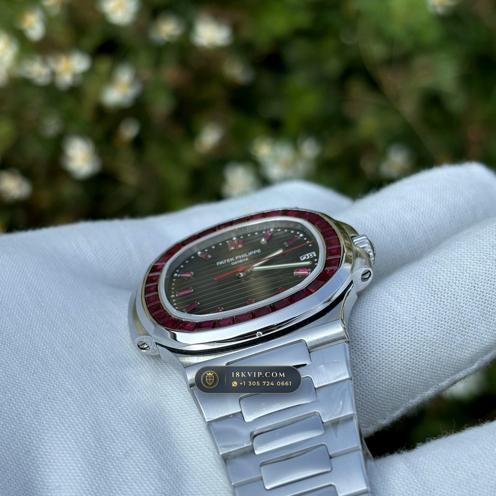 Patek Philippe Nautilus Off-Catalogue Baguette Ruby Bezel Diamond-Set Bezel 950 Platinum Ref. 5711/112P-001 — Private Vault Edition — Studio Gallery Plate IV in 950 Platinum Pt950 (244.6g Verified Mass, Patek Philippe Cal. 26-330 S C / Cal. 324 S C - 21K Gold Rotor)