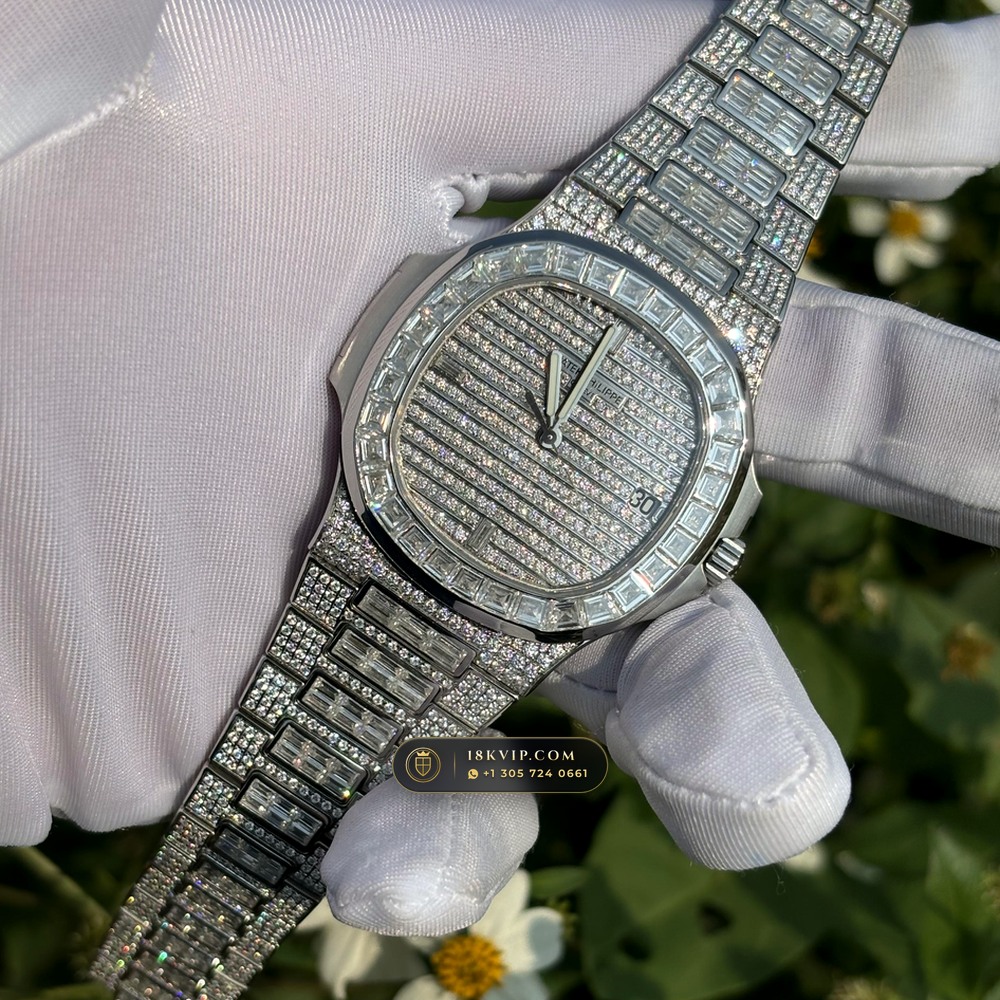 Patek Philippe Nautilus Haute Joaillerie Full Diamond Pave 18K White Gold Ref. 5719/10G-010 — Private Vault Edition — Studio Gallery Plate V in 18K White Gold Au750 (186.9g Verified Mass, Patek Philippe Cal. 26-330 S C / Cal. 324 S C - 21K Gold Rotor)
