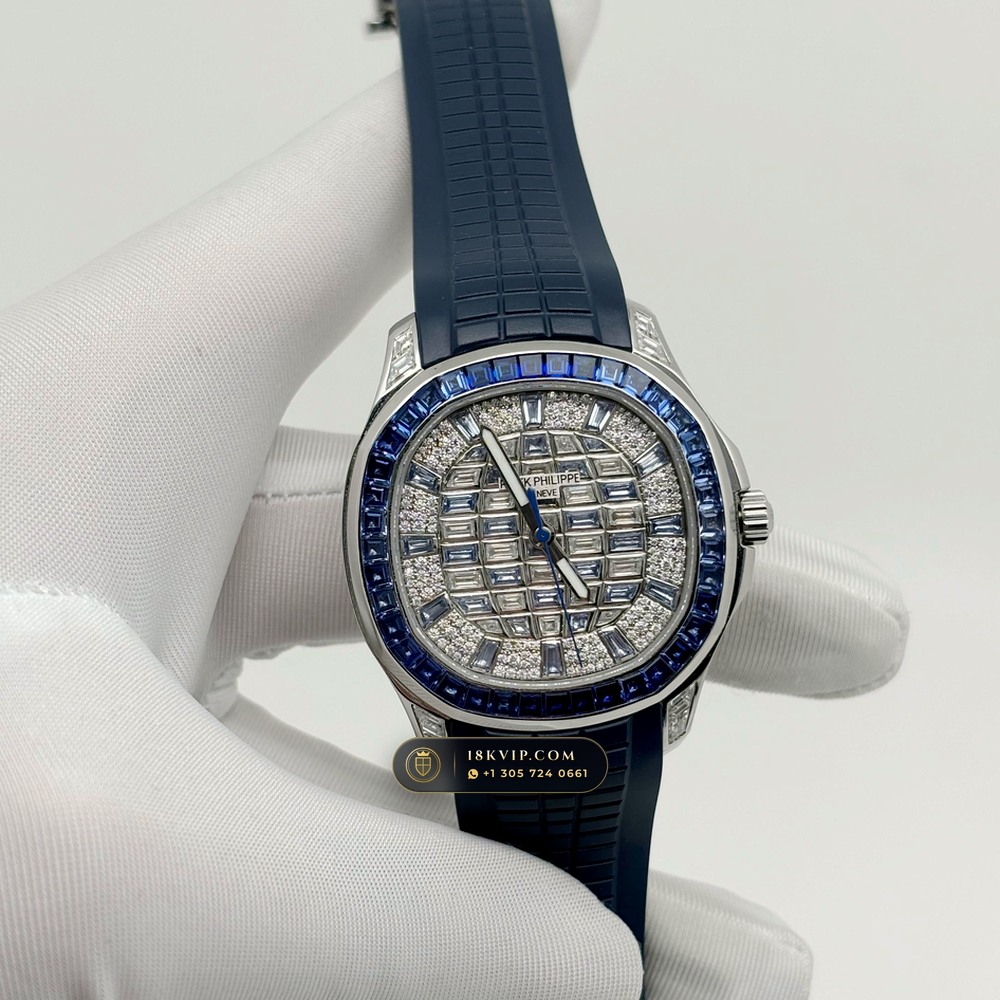 Patek Philippe Aquanaut Luce Haute Joaillerie Baguette Emerald Bezel 18K White Gold Ref. 5268/461G-001 — Private Vault Edition — Studio Gallery Plate VI in 18K White Gold Au750 (114.2g Verified Mass, Patek Philippe Cal. 26-330 S C - 21K Gold Rotor)