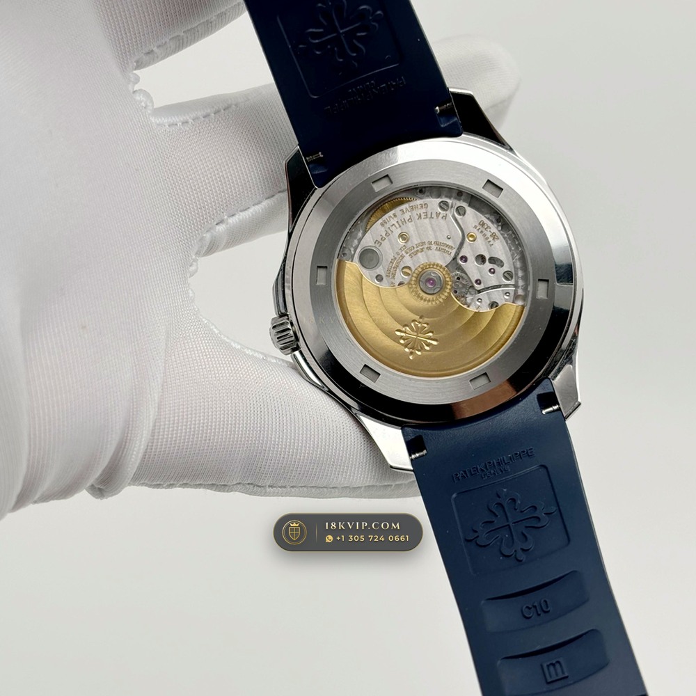 Patek Philippe Aquanaut Luce Haute Joaillerie Baguette Emerald Bezel 18K White Gold Ref. 5268/461G-001 — Private Vault Edition — Studio Gallery Plate VII in 18K White Gold Au750 (114.2g Verified Mass, Patek Philippe Cal. 26-330 S C - 21K Gold Rotor)