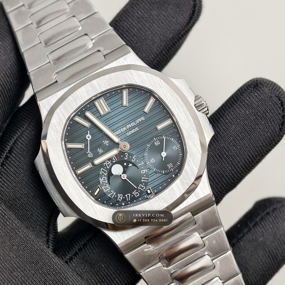 Patek Philippe Nautilus Moonphase & Power Reserve Custom SW Dial Free-Sprung Calibre Ref. 5712A — Private Vault Edition — Studio Gallery Plate IV in 904L Stainless Steel Custom Architecture (116.5g Verified Mass, Patek Philippe Cal. 240 PS IRM C LU - 22K Gold Micro-Rotor)