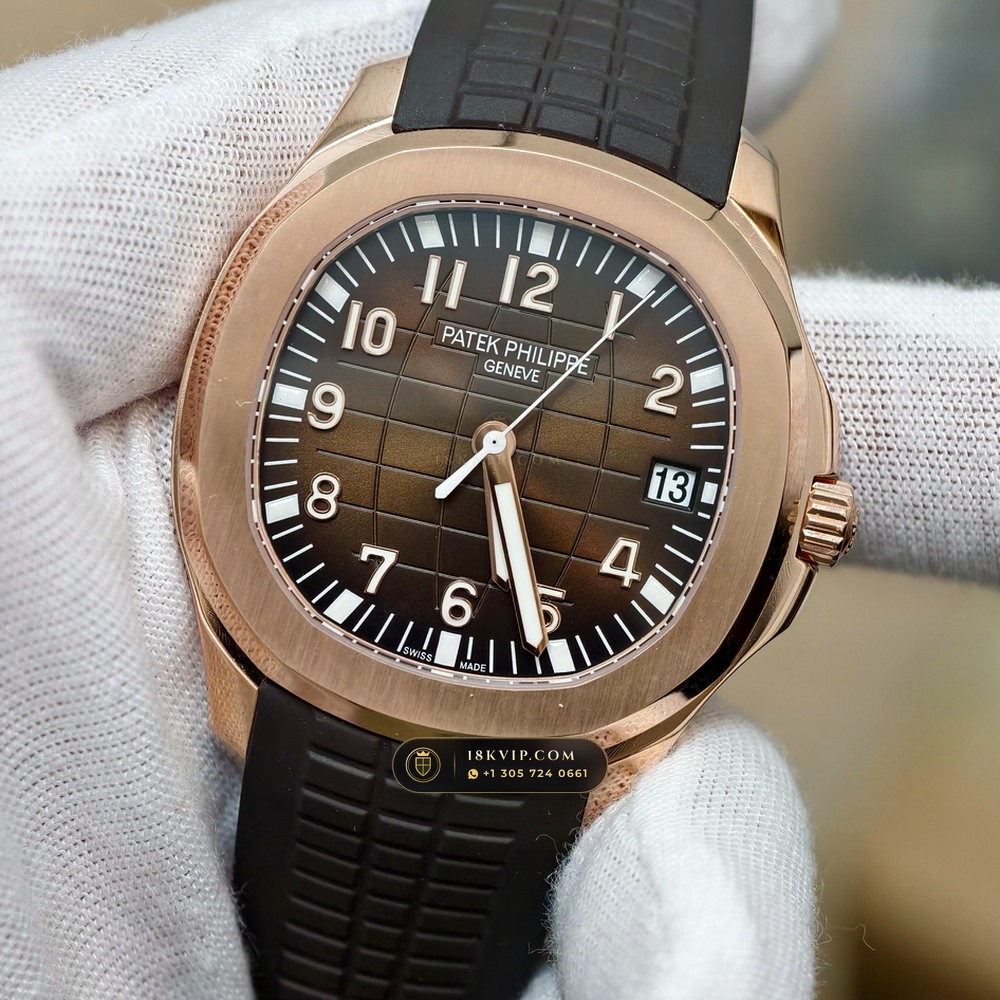 Patek Philippe Aquanaut Extra-Large Self-Winding 18K Rose Gold Ref. 5167R-001 — Private Vault Edition — Studio Gallery Plate II in 18K Rose Gold Au750 (108.9g Verified Mass, Patek Philippe Cal. 324 S C - 21K Gold Rotor)
