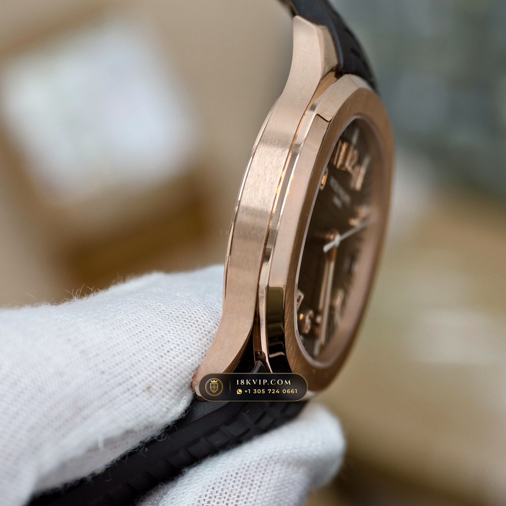 Patek Philippe Aquanaut Extra-Large Self-Winding 18K Rose Gold Ref. 5167R-001 — Private Vault Edition — Studio Gallery Plate IV in 18K Rose Gold Au750 (108.9g Verified Mass, Patek Philippe Cal. 324 S C - 21K Gold Rotor)