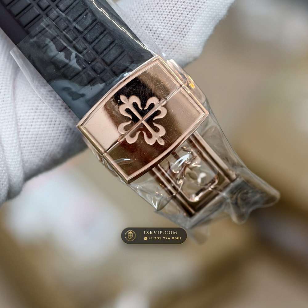Patek Philippe Aquanaut Extra-Large Self-Winding 18K Rose Gold Ref. 5167R-001 — Private Vault Edition — Studio Gallery Plate VIII in 18K Rose Gold Au750 (108.9g Verified Mass, Patek Philippe Cal. 324 S C - 21K Gold Rotor)