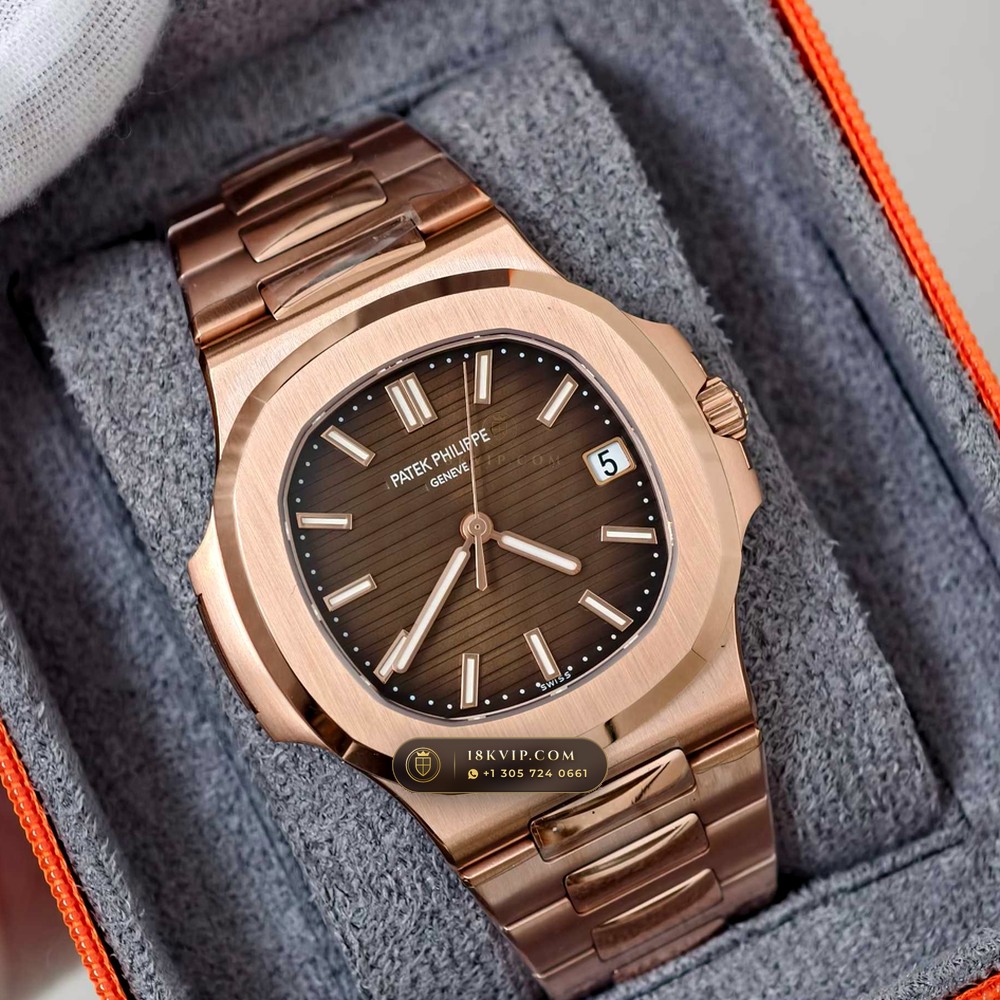 Patek Philippe Nautilus Self-Winding 18K Rose Gold Ref. 5711R — Private Vault Edition — Studio Gallery Plate II in 18K Rose Gold Au750 (115.1g Verified Mass, Patek Philippe Cal. 26-330 S C / Cal. 324 S C - 21K Gold Rotor)