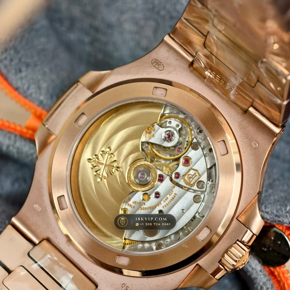 Patek Philippe Nautilus Self-Winding 18K Rose Gold Ref. 5711R — Private Vault Edition — Studio Gallery Plate VII in 18K Rose Gold Au750 (115.1g Verified Mass, Patek Philippe Cal. 26-330 S C / Cal. 324 S C - 21K Gold Rotor)