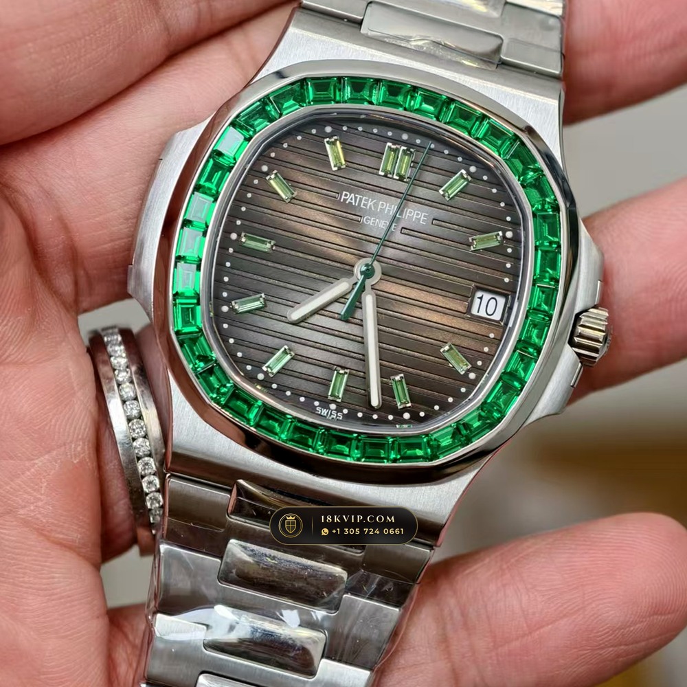 Patek Philippe Nautilus Off-Catalogue Baguette Emerald Bezel 950 Platinum Geneva Atelier Spec Ref. 5711/113P-001 — Private Vault Edition — Studio Gallery Plate II in 950 Platinum Pt950 (245.0g Verified Mass, Patek Philippe Cal. 26-330 S C / Cal. 324 S C - 21K Gold Rotor)