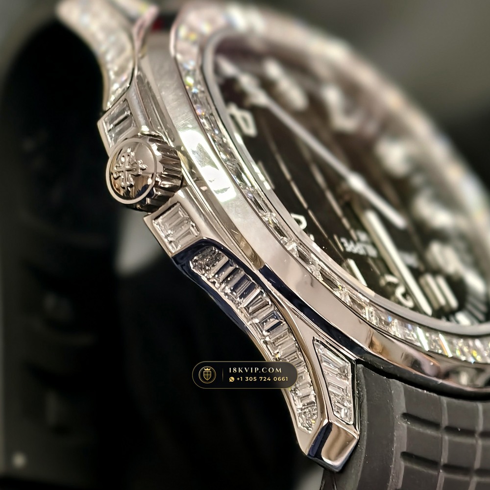 Patek Philippe Aquanaut Haute Joaillerie Baguette Diamond Bezel 18K White Gold Ref. 5167/300G-010 — Private Vault Edition — Studio Gallery Plate IV in 18K White Gold Au750 (108.4g Verified Mass, Patek Philippe Cal. 324 S C - 21K Gold Rotor)