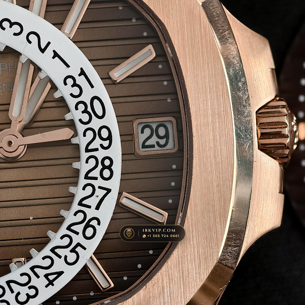 Patek Philippe Nautilus Self-Winding 18K Rose Gold Ref. 5711/1R — Private Vault Edition — Studio Gallery Plate V in 18K Rose Gold Au750 (186.7g Verified Mass, Patek Philippe Cal. 26-330 S C / Cal. 324 S C - 21K Gold Rotor)