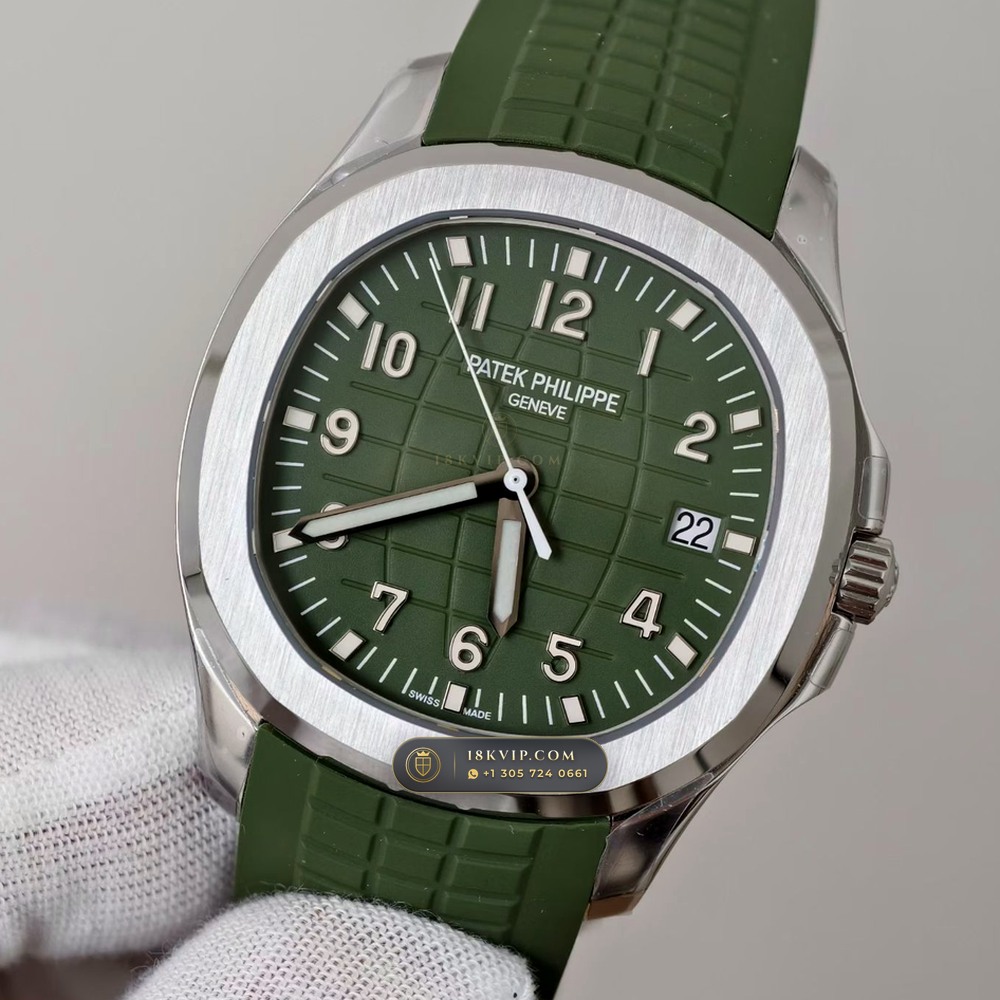 Patek Philippe Aquanaut Jumbo 42.2mm 18K White Gold Ref. 5168G-010 — Private Vault Edition — Studio Gallery Plate III in 18K White Gold Au750 (120.2g Verified Mass, Patek Philippe Cal. 324 S C - 21K Gold Rotor)