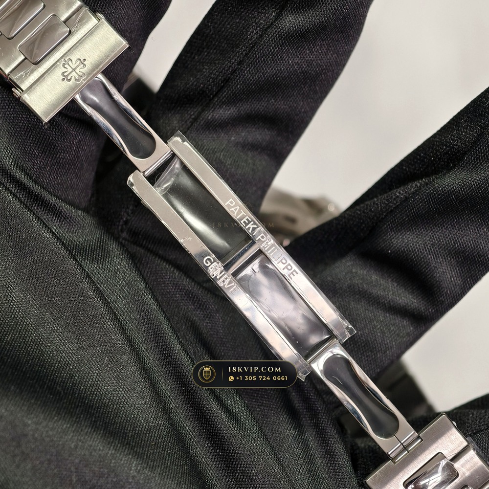Patek Philippe Nautilus Self-Winding Diamond-Set Bezel Ref. 5711/1A-011 — Private Vault Edition — Studio Gallery Plate IX in 904L Stainless Steel Custom Architecture (115.4g Verified Mass, Patek Philippe Cal. 26-330 S C / Cal. 324 S C - 21K Gold Rotor)