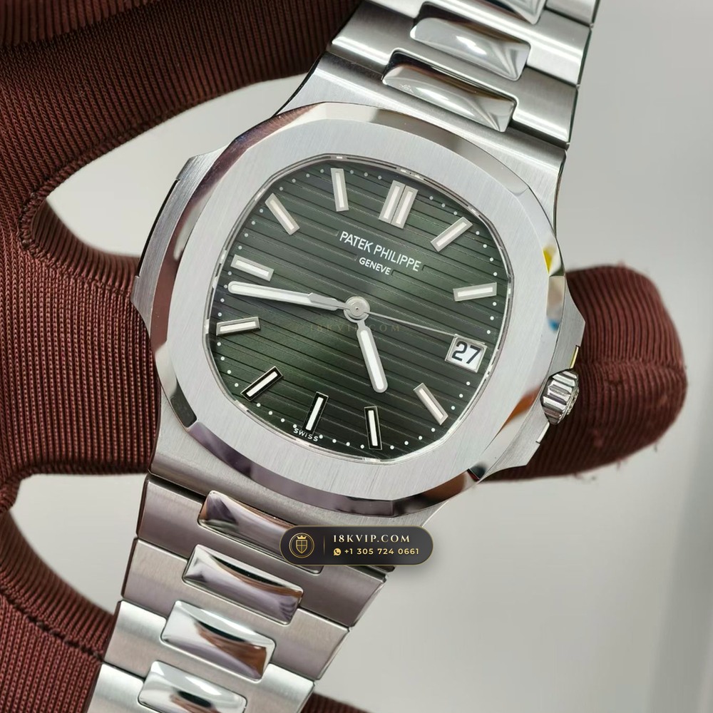 Patek Philippe Nautilus Self-Winding Ref. 5711/1A-014 — Private Vault Edition — Studio Gallery Plate III in 904L Stainless Steel Custom Architecture (115.3g Verified Mass, Patek Philippe Cal. 26-330 S C / Cal. 324 S C - 21K Gold Rotor)