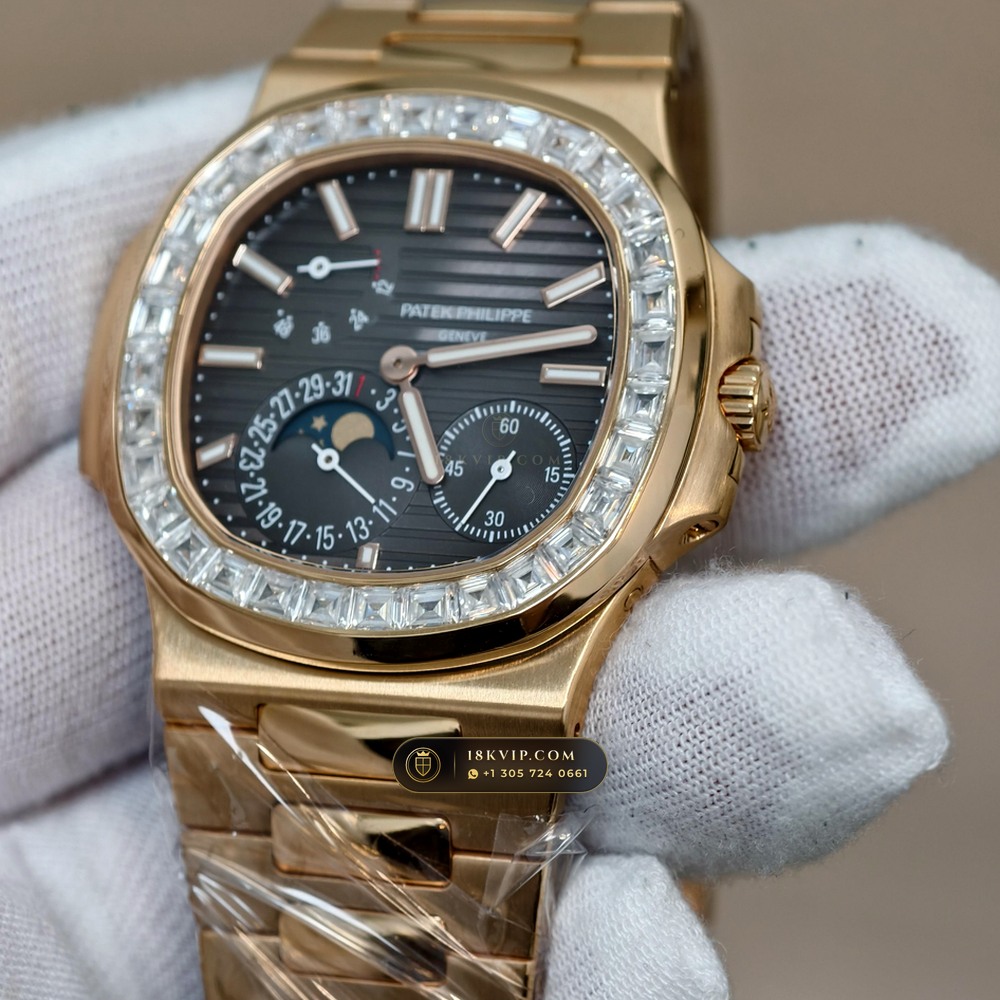 Patek Philippe Nautilus Moonphase & Power Reserve Diamond-Set Bezel 18K Rose Gold Ref. 5712R — Private Vault Edition — Studio Gallery Plate IV in 18K Rose Gold Au750 (106.0g Verified Mass, Patek Philippe Cal. 240 PS IRM C LU - 22K Gold Micro-Rotor)