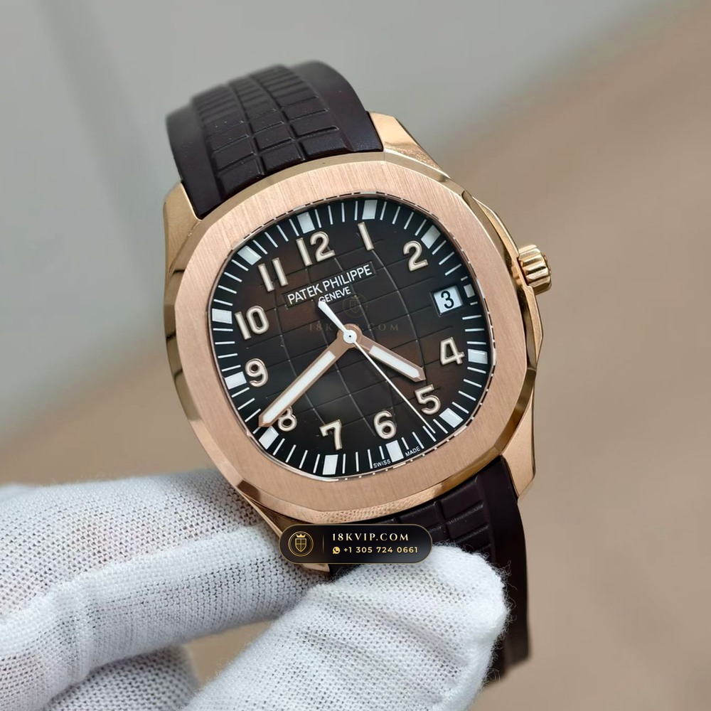 Patek Philippe Aquanaut Extra-Large Self-Winding 18K Rose Gold Sapphire Caseback Spec Ref. 5167R — Private Vault Edition — Studio Gallery Plate III in 18K Rose Gold Au750 (108.2g Verified Mass, Patek Philippe Cal. 324 S C - 21K Gold Rotor)