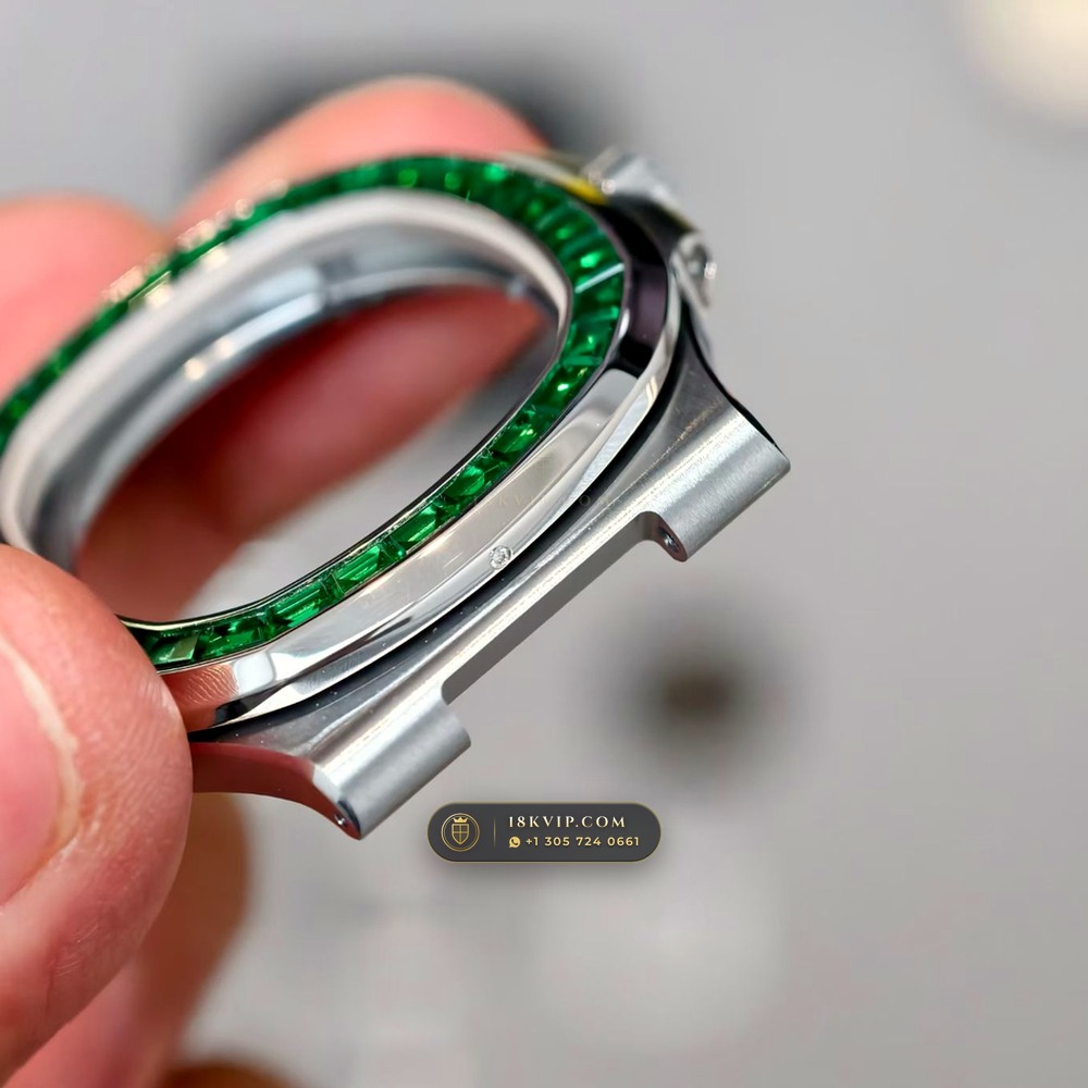 Patek Philippe Nautilus Self-Winding Baguette Emerald Bezel 950 Platinum Geneva Atelier Spec Ref. 5711/113P-001 — Private Vault Edition — Studio Gallery Plate III in 950 Platinum Pt950 (244.6g Verified Mass, Patek Philippe Cal. 26-330 S C / Cal. 324 S C - 21K Gold Rotor)