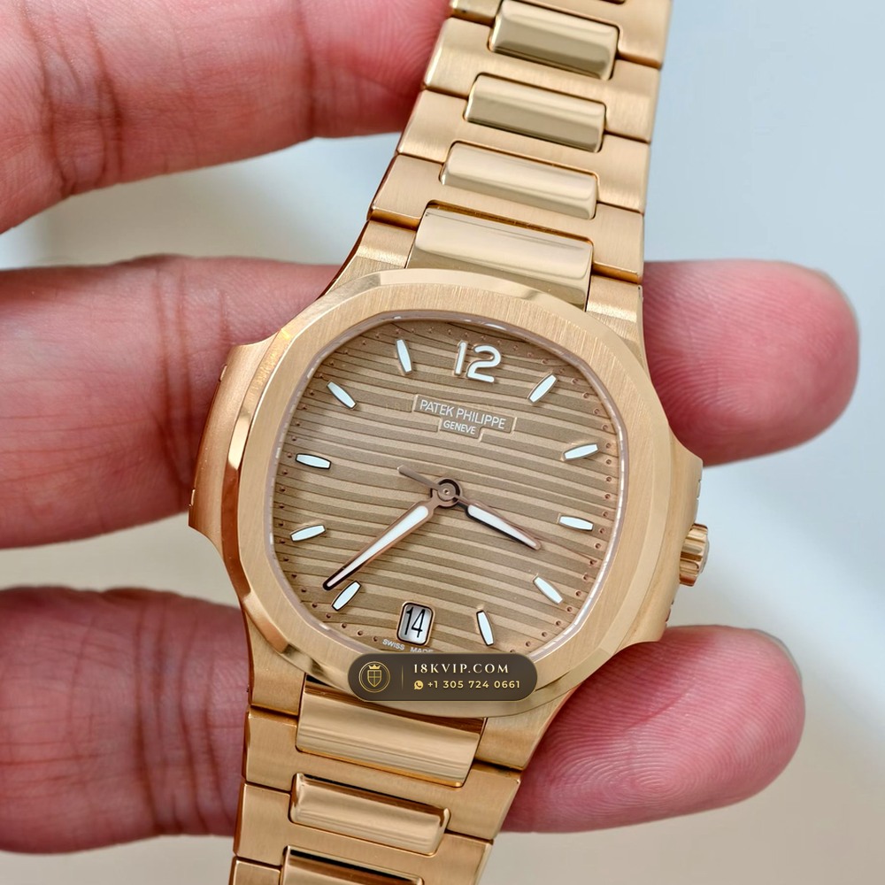 Patek Philippe Nautilus Ladies Automatic 18K Rose Gold Ref. 7118R — Private Vault Edition — Studio Gallery Plate III in 18K Rose Gold Au750 (145.7g Verified Mass, Patek Philippe Cal. 324 S C - 21K Gold Rotor)