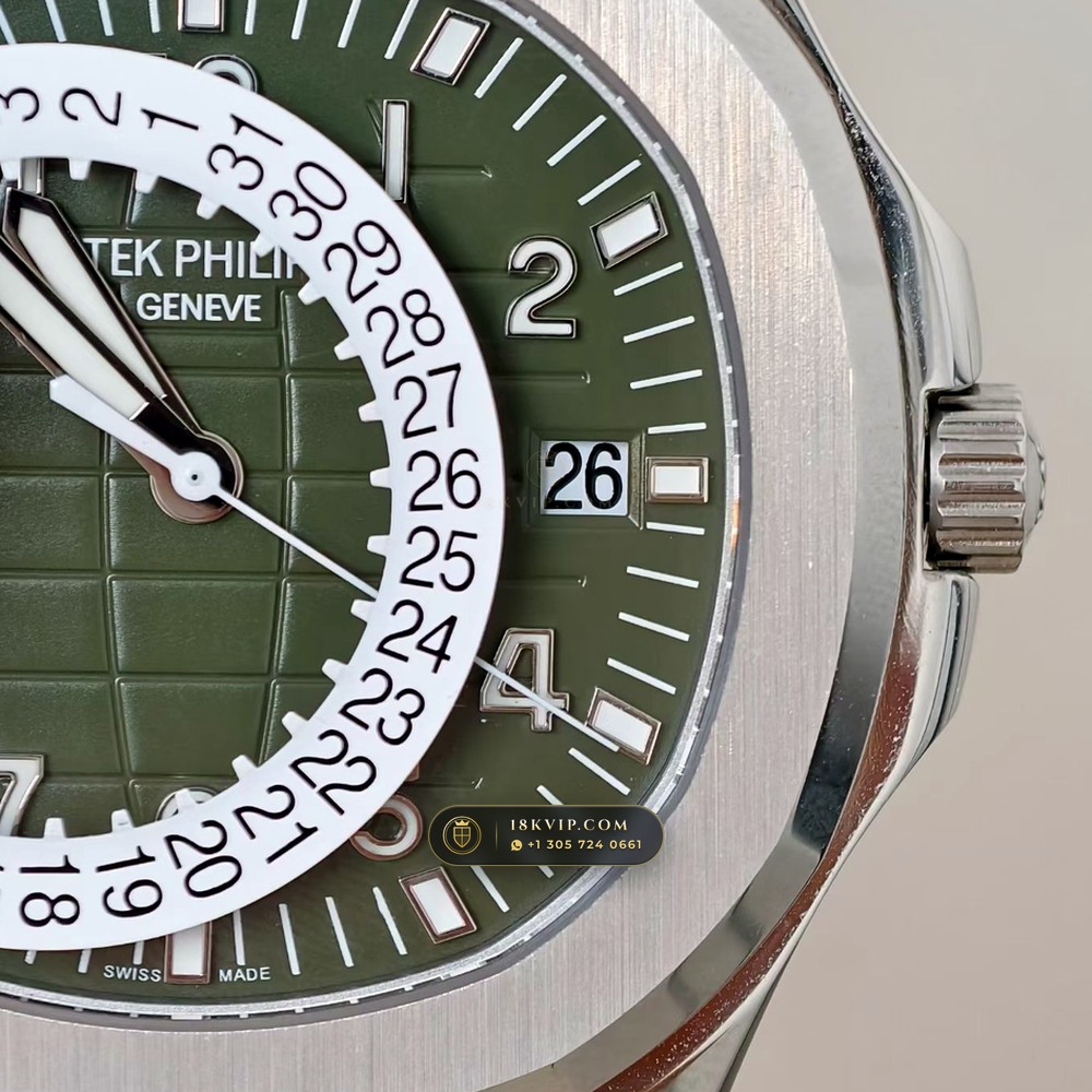 Patek Philippe Aquanaut Jumbo 42.2mm 18K White Gold Geneva Atelier Spec Ref. 5168G — Private Vault Edition — Studio Gallery Plate II in 18K White Gold Au750 (120.9g Verified Mass, Patek Philippe Cal. 324 S C - 21K Gold Rotor)
