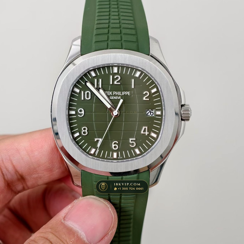 Patek Philippe Aquanaut Jumbo 42.2mm 18K White Gold Geneva Atelier Spec Ref. 5168G — Private Vault Edition — Studio Gallery Plate III in 18K White Gold Au750 (120.9g Verified Mass, Patek Philippe Cal. 324 S C - 21K Gold Rotor)