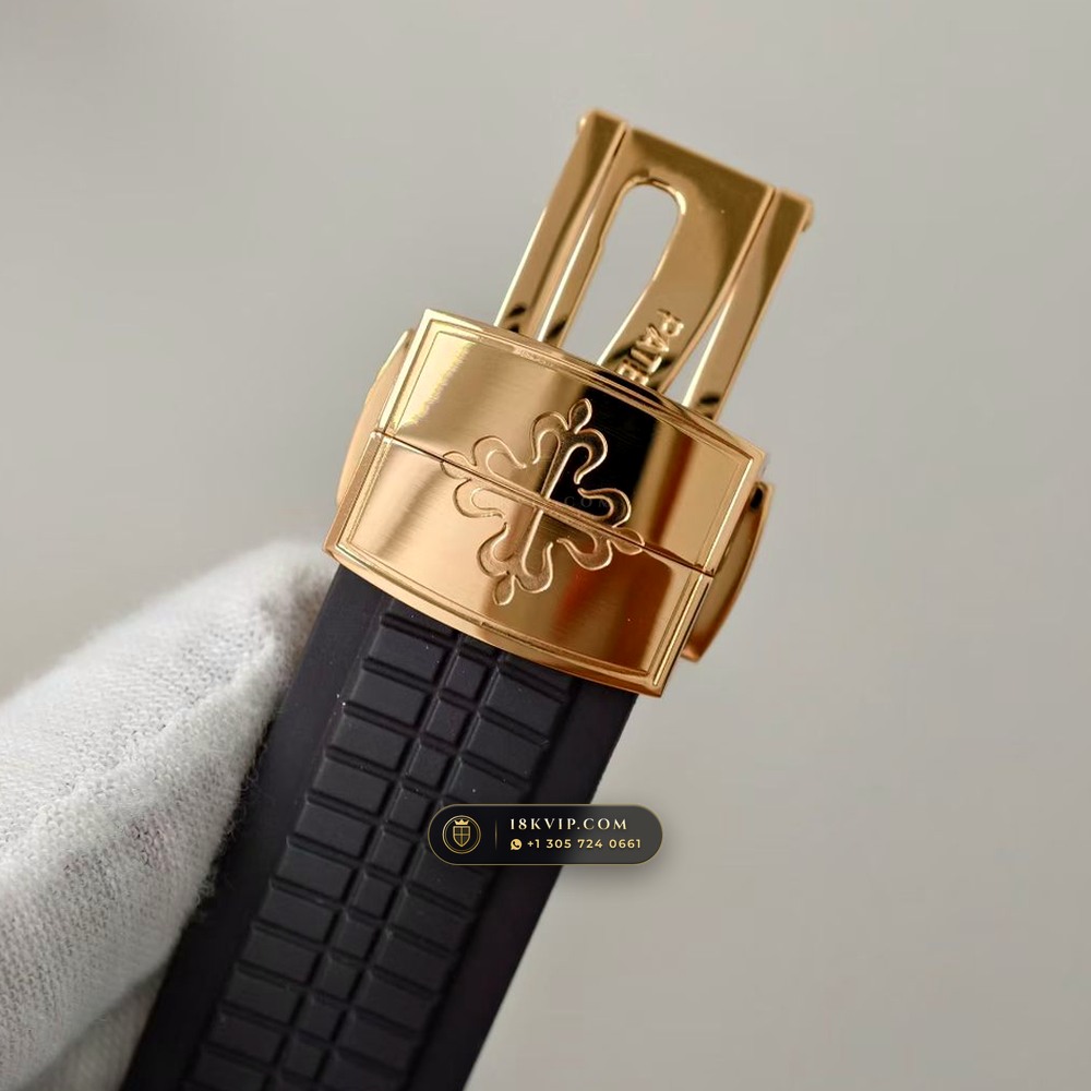 Patek Philippe Aquanaut Extra-Large Self-Winding 18K Rose Gold Ref. 5167/300R-010 — Private Vault Edition — Studio Gallery Plate VIII in 18K Rose Gold Au750 (108.6g Verified Mass, Patek Philippe Cal. 324 S C - 21K Gold Rotor)