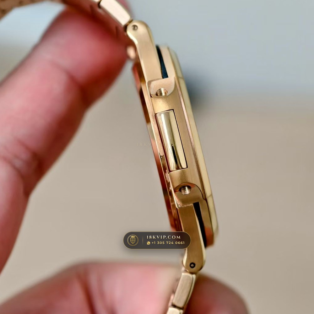 Patek Philippe Nautilus Self-Winding 18K Rose Gold Custom SW Dial Deep Crystal Optics Ref. 5711R — Private Vault Edition — Studio Gallery Plate V in 18K Rose Gold Au750 (114.7g Verified Mass, Patek Philippe Cal. 26-330 S C / Cal. 324 S C - 21K Gold Rotor)