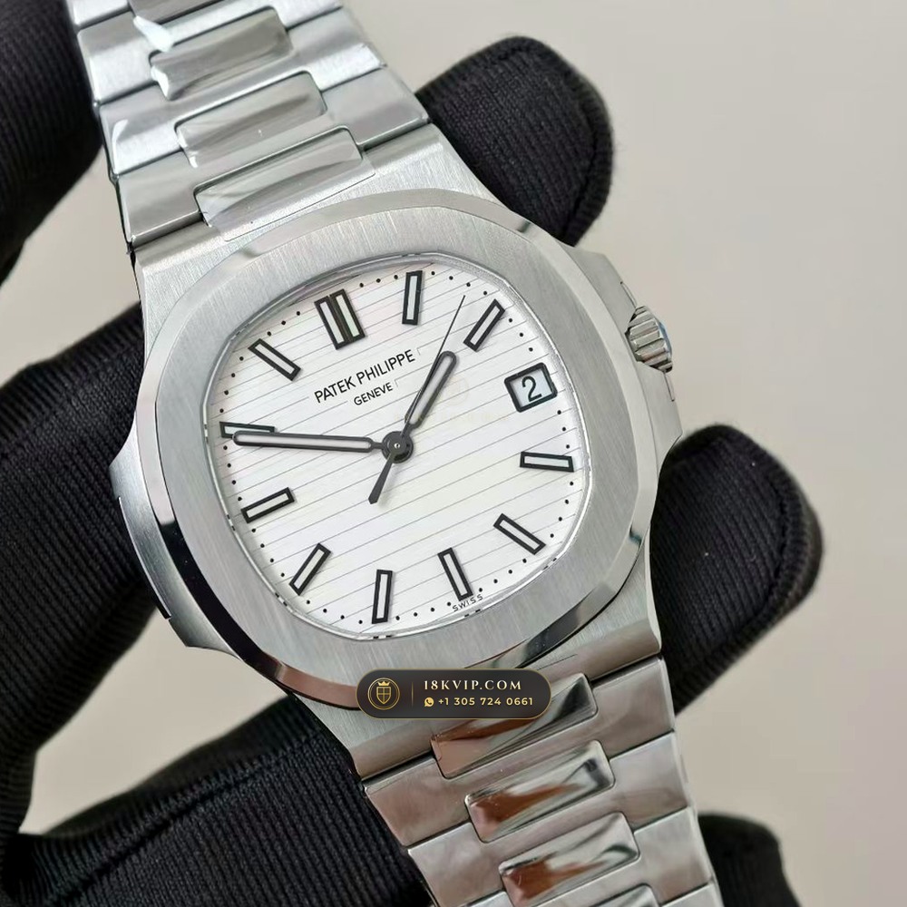Patek Philippe Nautilus Self-Winding Custom SW Dial 22K Gold Rotor Ref. 5711/1A-011 — Private Vault Edition — Studio Gallery Plate II in 904L Stainless Steel Custom Architecture (114.6g Verified Mass, Patek Philippe Cal. 26-330 S C / Cal. 324 S C - 21K Gold Rotor)
