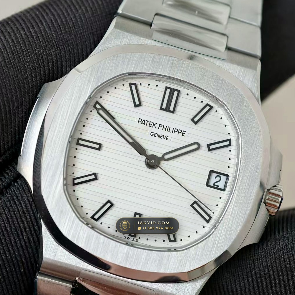 Patek Philippe Nautilus Self-Winding Custom SW Dial 22K Gold Rotor Ref. 5711/1A-011 — Private Vault Edition — Studio Gallery Plate III in 904L Stainless Steel Custom Architecture (114.6g Verified Mass, Patek Philippe Cal. 26-330 S C / Cal. 324 S C - 21K Gold Rotor)