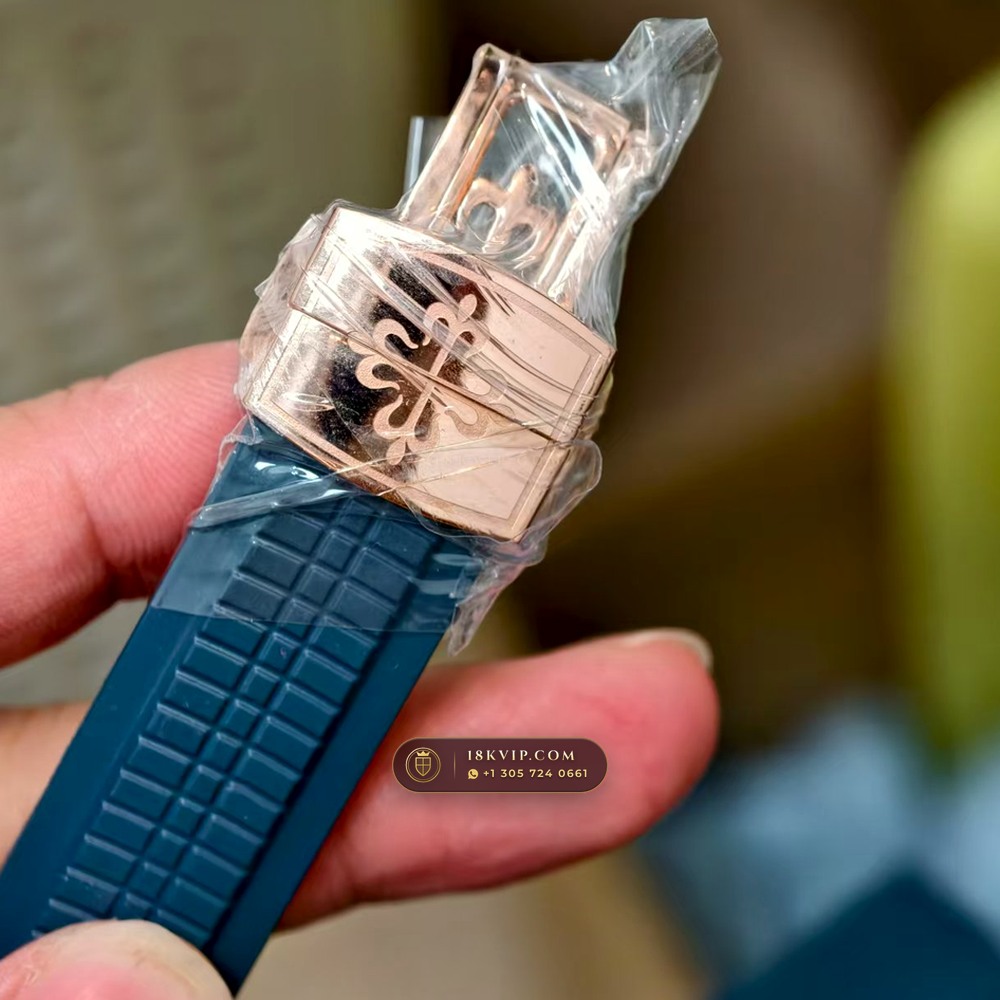 Patek Philippe Aquanaut Luce Annual Calendar 18K Rose Gold Hand-Chamfered Bevel Spec Ref. 5261R — Private Vault Edition — Studio Gallery Plate VII in 18K Rose Gold Au750 (104.6g Verified Mass, Patek Philippe Cal. 26-330 S QA LU)