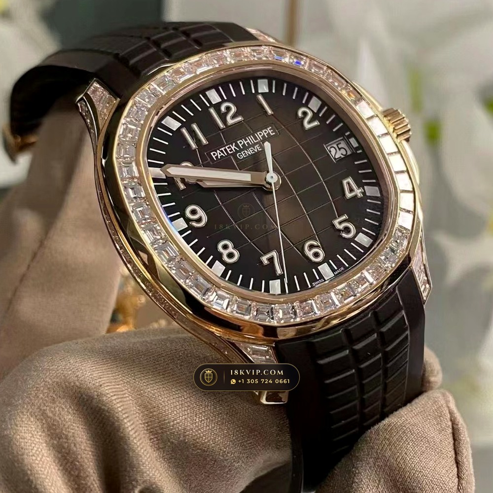 Patek Philippe Aquanaut Extra-Large Self-Winding Diamond-Set Bezel 18K Rose Gold Ref. 5167/300R-010 — Private Vault Edition — Studio Gallery Plate IV in 18K Rose Gold Au750 (108.4g Verified Mass, Patek Philippe Cal. 324 S C - 21K Gold Rotor)