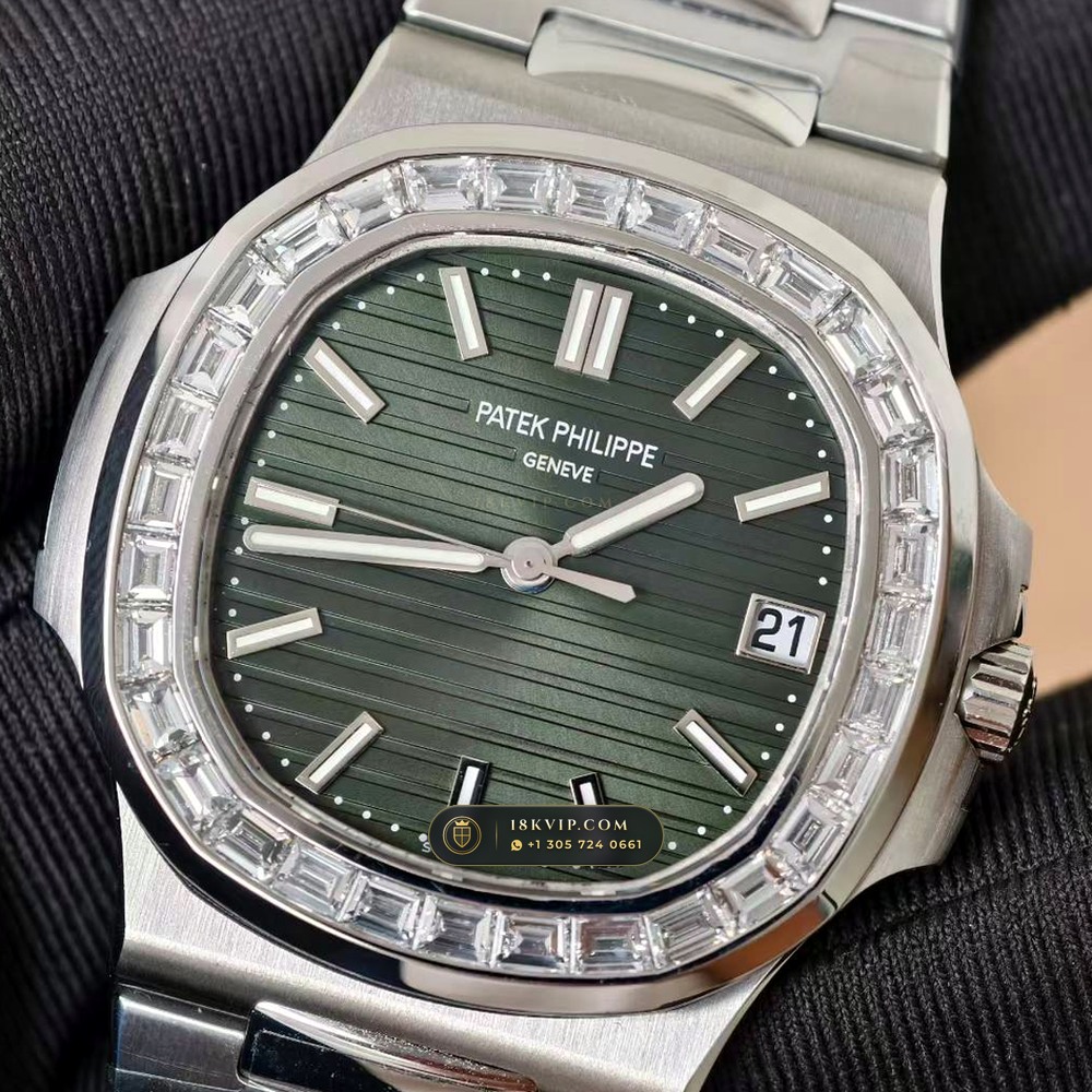Patek Philippe Nautilus Self-Winding Diamond-Set Bezel Custom SW Dial Free-Sprung Calibre Ref. 5711/1300A-001 — Private Vault Edition — Studio Gallery Plate II in 904L Stainless Steel Custom Architecture (118.4g Verified Mass, Patek Philippe Cal. 26-330 S C / Cal. 324 S C - 21K Gold Rotor)