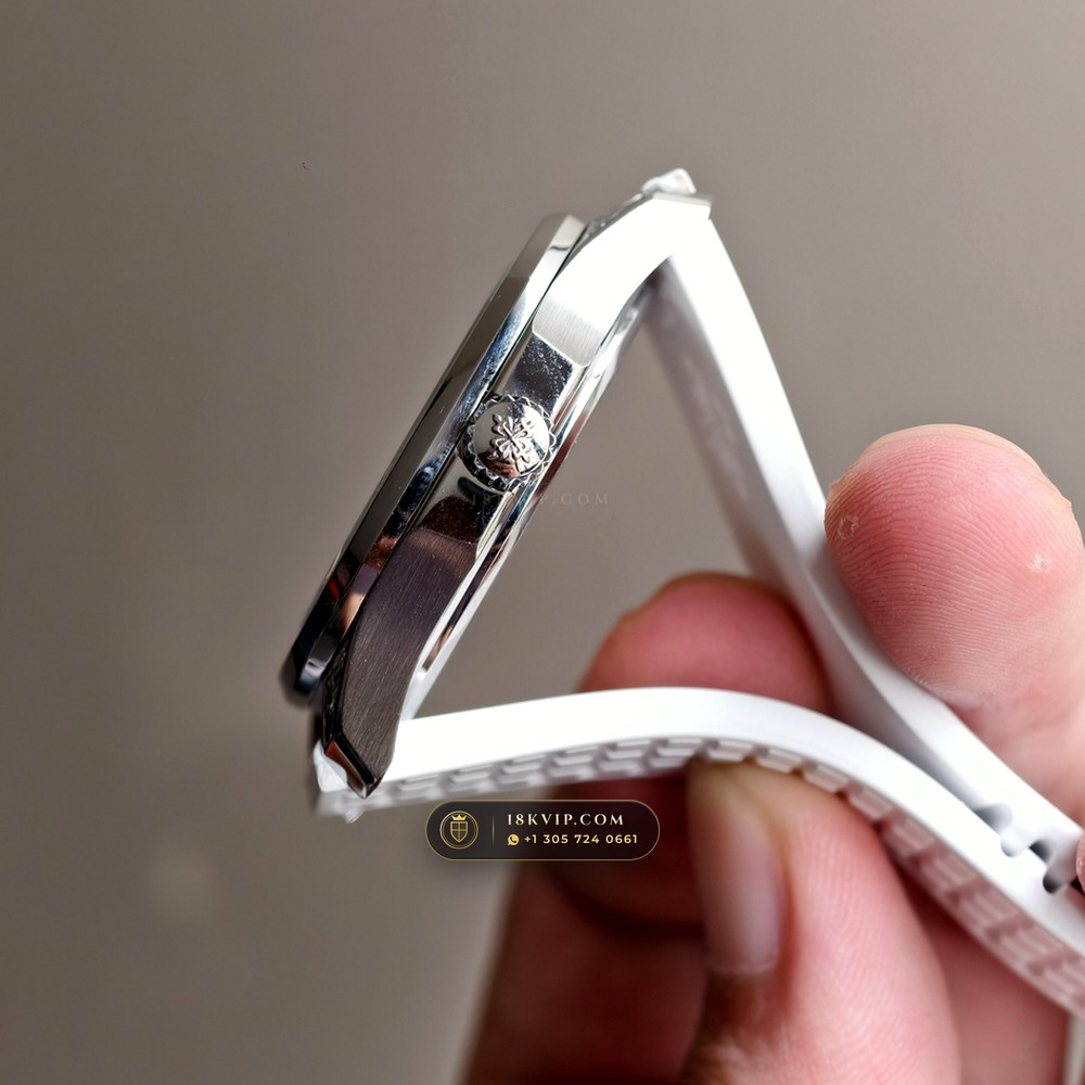 Patek Philippe Aquanaut Luce Haute Joaillerie 18K White Gold Ref. 5062/450G-010 — Private Vault Edition — Studio Gallery Plate VII in 18K White Gold Au750 (114.5g Verified Mass, Patek Philippe Cal. 26-330 S C - 21K Gold Rotor)