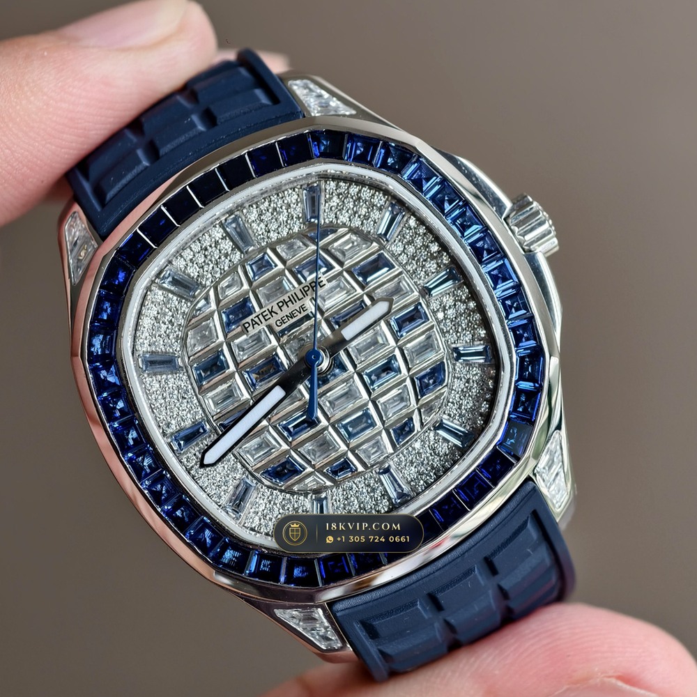 Patek Philippe Aquanaut Luce Haute Joaillerie Diamond-Set Bezel 18K White Gold Ref. 5268/461G-001 — Private Vault Edition — Studio Gallery Plate II in 18K White Gold Au750 (114.5g Verified Mass, Patek Philippe Cal. 26-330 S C - 21K Gold Rotor)