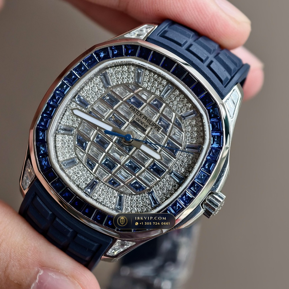 Patek Philippe Aquanaut Luce Haute Joaillerie Diamond-Set Bezel 18K White Gold Ref. 5268/461G-001 — Private Vault Edition — Studio Gallery Plate III in 18K White Gold Au750 (114.5g Verified Mass, Patek Philippe Cal. 26-330 S C - 21K Gold Rotor)