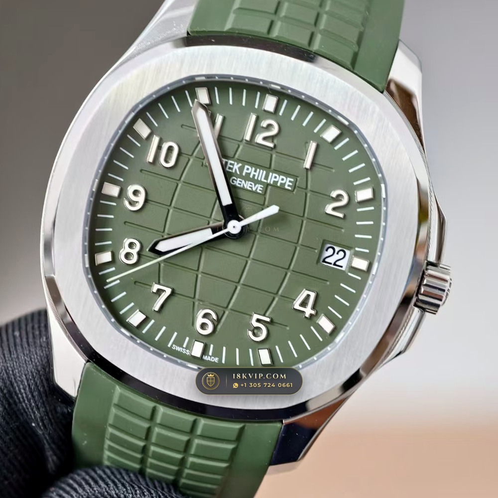 Patek Philippe Aquanaut Jumbo 42.2mm 18K White Gold Zurich Collector Spec Ref. 5168G — Private Vault Edition — Studio Gallery Plate III in 18K White Gold Au750 (120.9g Verified Mass, Patek Philippe Cal. 324 S C - 21K Gold Rotor)