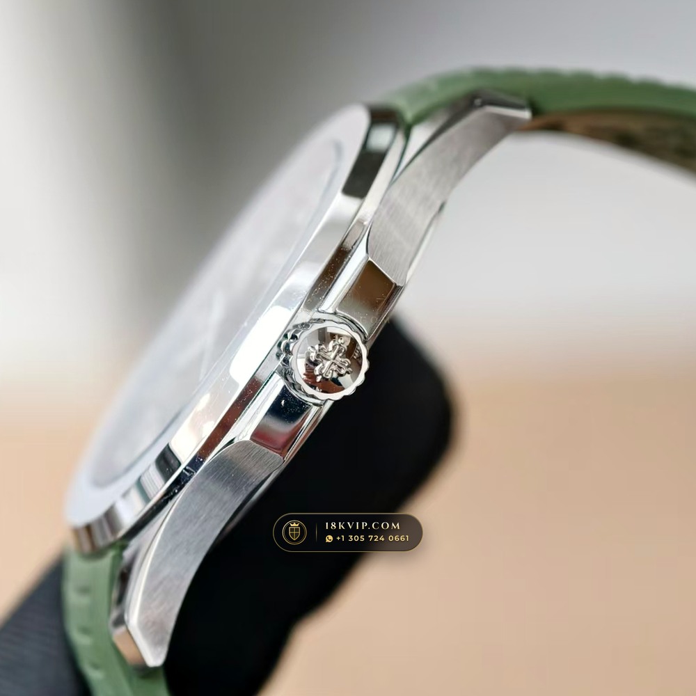 Patek Philippe Aquanaut Jumbo 42.2mm 18K White Gold Zurich Collector Spec Ref. 5168G — Private Vault Edition — Studio Gallery Plate V in 18K White Gold Au750 (120.9g Verified Mass, Patek Philippe Cal. 324 S C - 21K Gold Rotor)