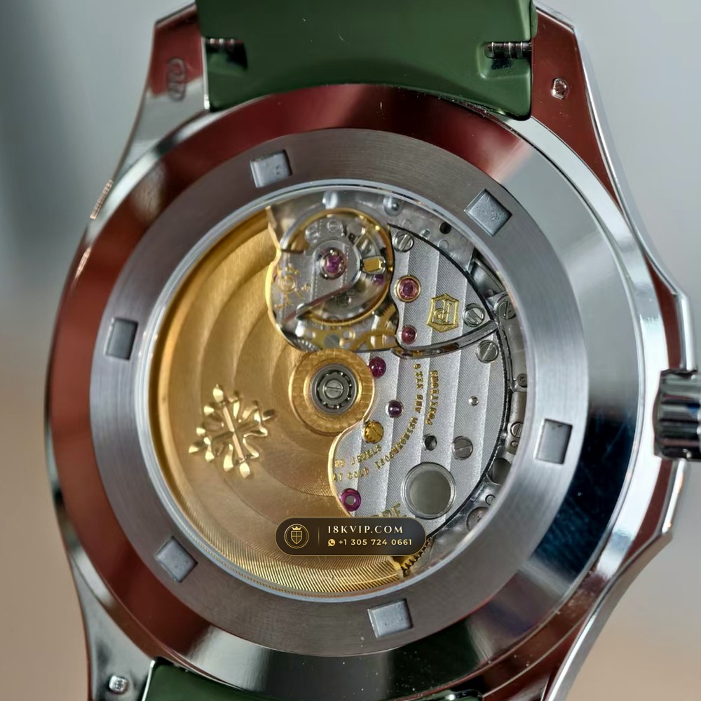 Patek Philippe Aquanaut Jumbo 42.2mm 18K White Gold Zurich Collector Spec Ref. 5168G — Private Vault Edition — Studio Gallery Plate VI in 18K White Gold Au750 (120.9g Verified Mass, Patek Philippe Cal. 324 S C - 21K Gold Rotor)