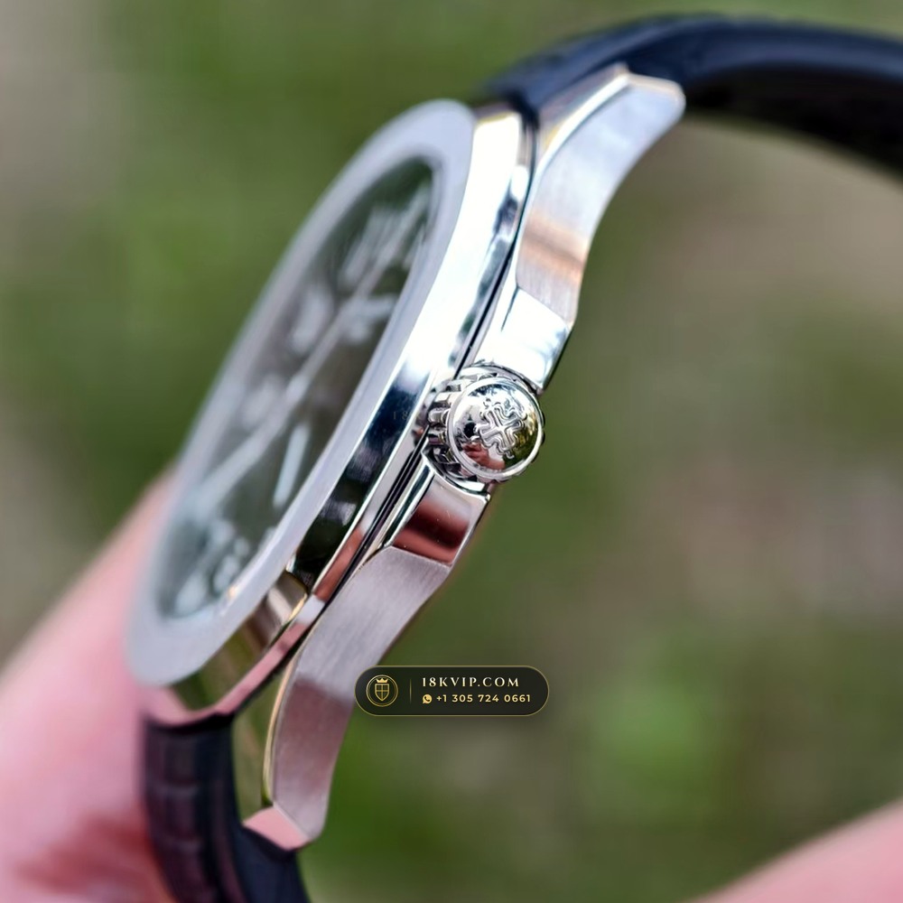 Patek Philippe Aquanaut Extra-Large Self-Winding Master Watchmaker Spec Ref. 5167A — Private Vault Edition — Studio Gallery Plate V in 904L Stainless Steel Custom Architecture (79.1g Verified Mass, Patek Philippe Cal. 324 S C - 21K Gold Rotor)