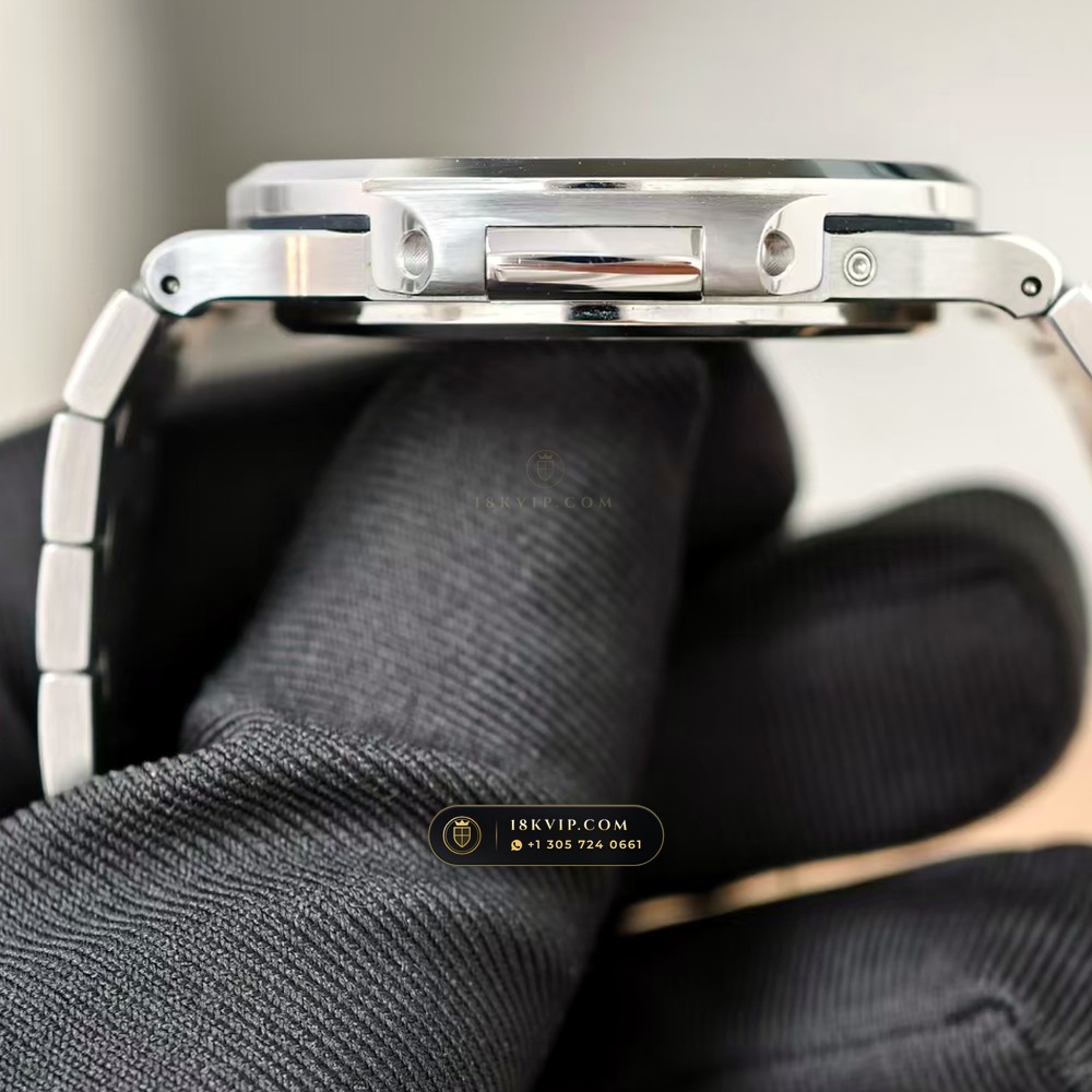 Patek Philippe Nautilus Moonphase & Power Reserve Sapphire Caseback Spec Ref. 5712/1A — Private Vault Edition — Studio Gallery Plate IV in 904L Stainless Steel Custom Architecture (116.6g Verified Mass, Patek Philippe Cal. 240 PS IRM C LU - 22K Gold Micro-Rotor)