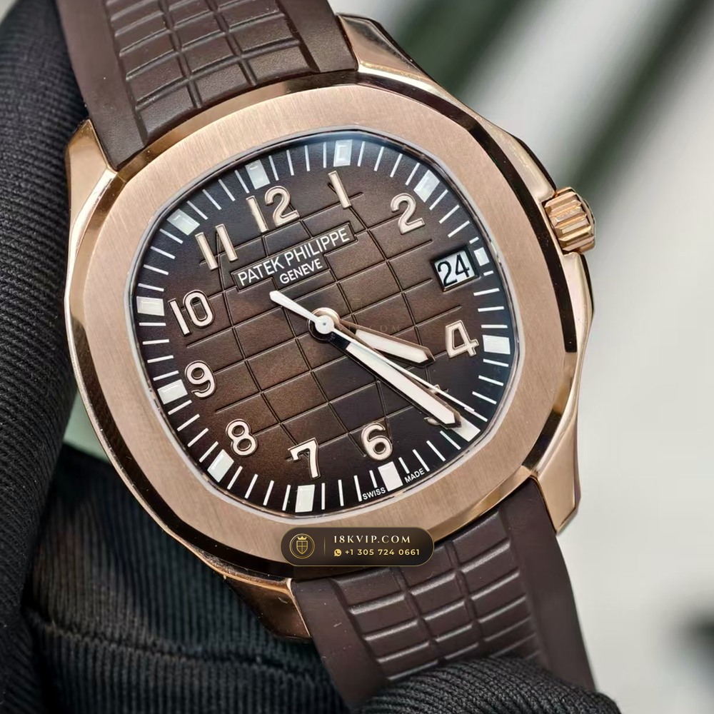 Patek Philippe Aquanaut Extra-Large Self-Winding 18K Rose Gold Master Watchmaker Spec Ref. 5167R — Private Vault Edition — Studio Gallery Plate III in 18K Rose Gold Au750 (108.6g Verified Mass, Patek Philippe Cal. 324 S C - 21K Gold Rotor)