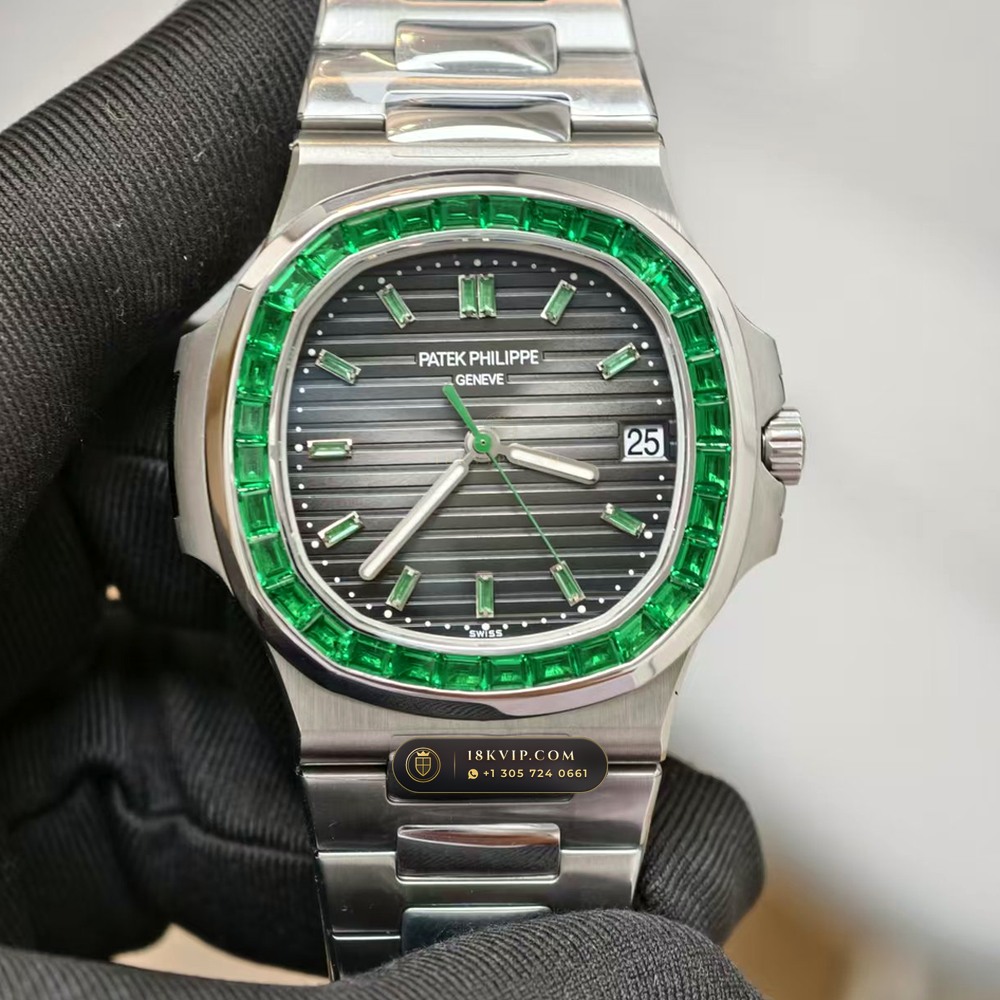 Patek Philippe Nautilus Self-Winding Baguette Emerald Bezel 950 Platinum 22K Gold Rotor Ref. 5711/113P-001 — Private Vault Edition — Studio Gallery Plate IX in 950 Platinum Pt950 (244.9g Verified Mass, Patek Philippe Cal. 26-330 S C / Cal. 324 S C - 21K Gold Rotor)