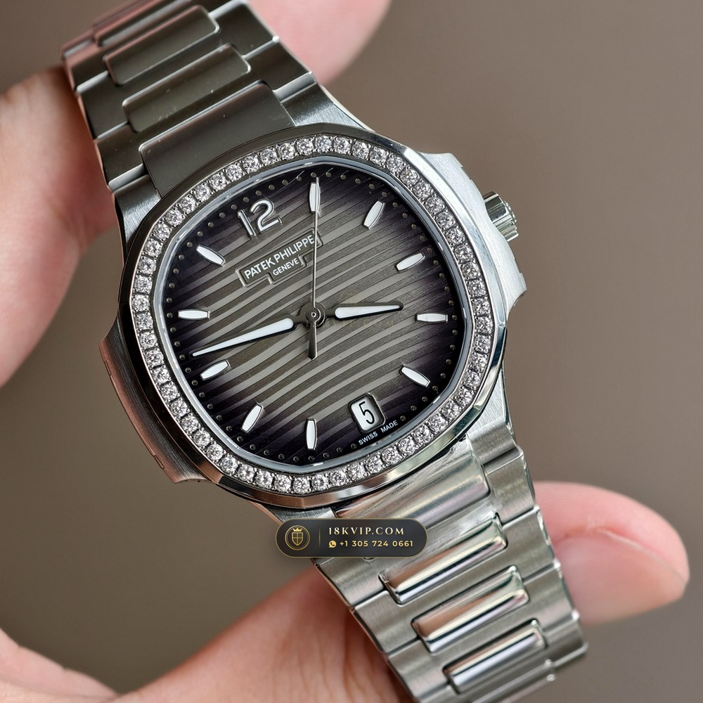 Patek Philippe Nautilus Ladies Automatic Diamond-Set Bezel Ref. 7118/1200A-011 — Private Vault Edition — Studio Gallery Plate III in 904L Stainless Steel Custom Architecture (96.4g Verified Mass, Patek Philippe Cal. 324 S C - 21K Gold Rotor)