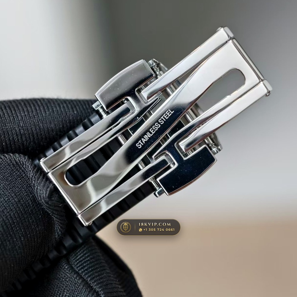 Patek Philippe Aquanaut Extra-Large Self-Winding Monte-Carlo Showroom Spec Ref. 5167A — Private Vault Edition — Studio Gallery Plate VII in 904L Stainless Steel Custom Architecture (79.2g Verified Mass, Patek Philippe Cal. 324 S C - 21K Gold Rotor)