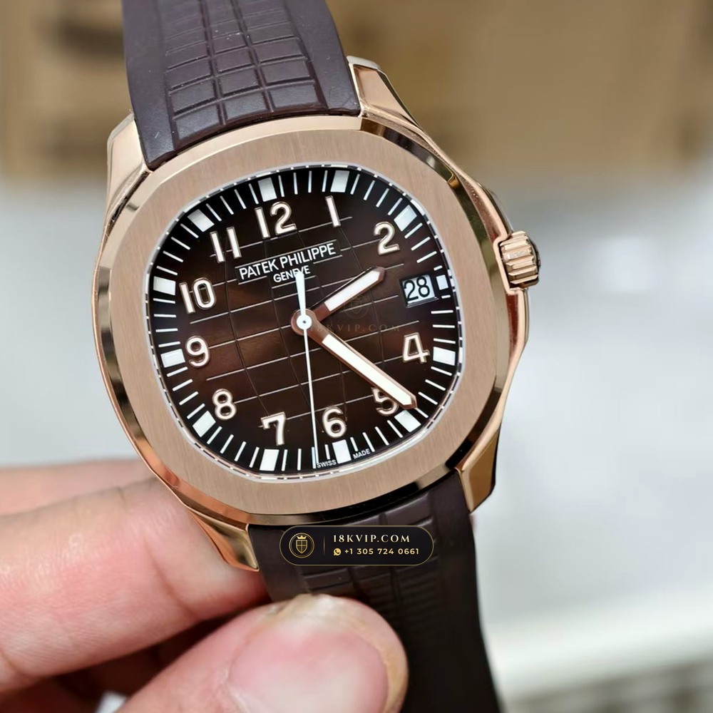 Patek Philippe Aquanaut Extra-Large Self-Winding 18K Rose Gold Monte-Carlo Showroom Spec Ref. 5167R — Private Vault Edition — Studio Gallery Plate III in 18K Rose Gold Au750 (108.1g Verified Mass, Patek Philippe Cal. 324 S C - 21K Gold Rotor)