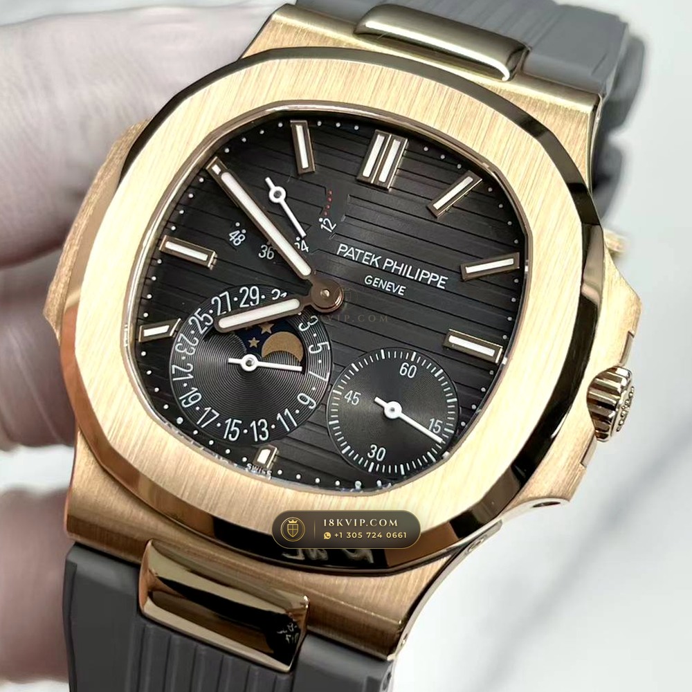 Patek Philippe Nautilus Moonphase & Power Reserve 18K Rose Gold Custom SW Dial Free-Sprung Calibre Ref. 5712R — Private Vault Edition — Studio Gallery Plate II in 18K Rose Gold Au750 (105.9g Verified Mass, Patek Philippe Cal. 240 PS IRM C LU - 22K Gold Micro-Rotor)