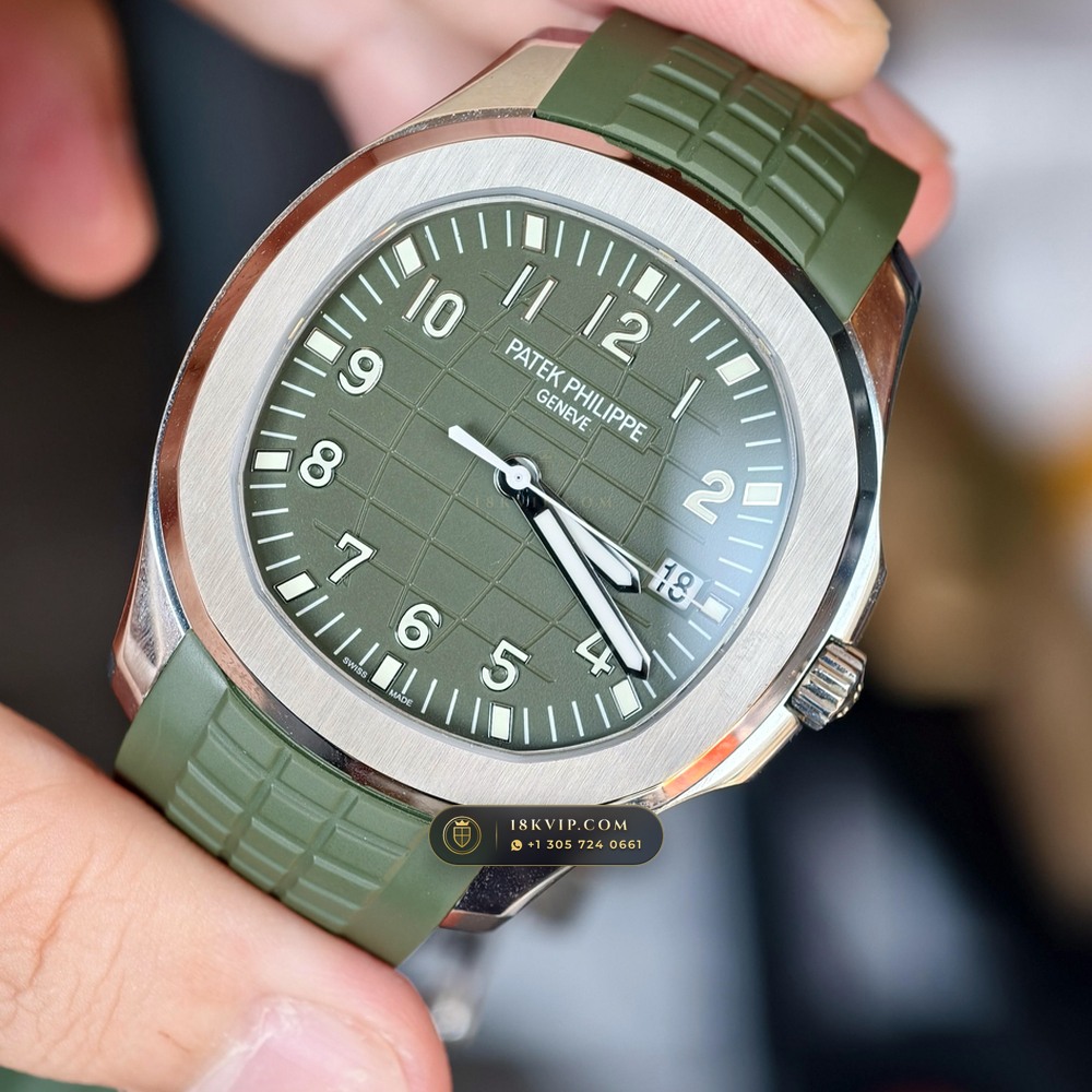Patek Philippe Aquanaut Jumbo 42.2mm 18K White Gold Ref. 5168G — Private Vault Edition — Studio Gallery Plate III in 18K White Gold Au750 (120.6g Verified Mass, Patek Philippe Cal. 324 S C - 21K Gold Rotor)