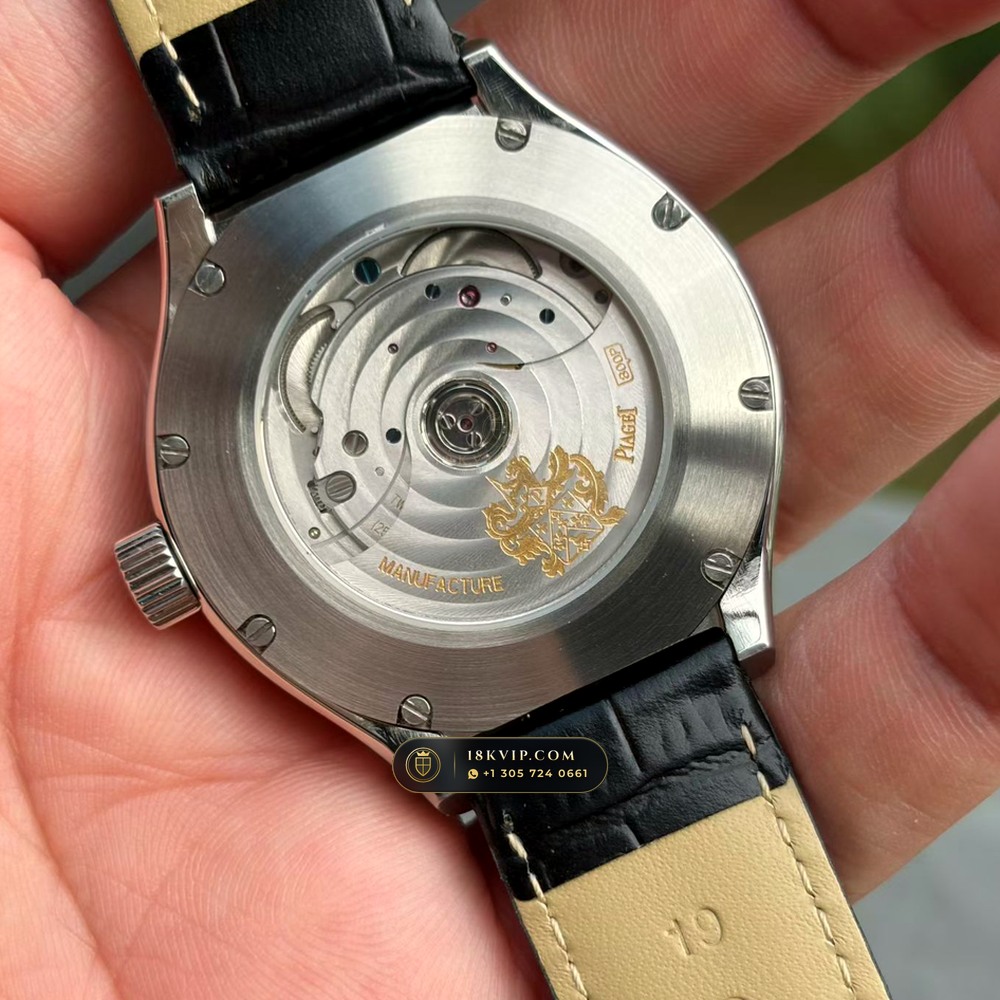Piaget Polo Date 42mm Horizontal Guilloche Blue Dial Ref. G0A41002 — Private Vault Edition — Studio Gallery Plate III in 904L Stainless Steel Custom Architecture (134.2g Verified Mass, Piaget Manufacture Cal. 1110P)
