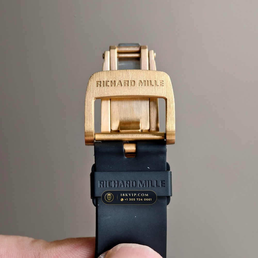 Richard Mille RM 07-01 Automatic Tonneau Dark Night Carbon TPT & Gold Leaf — Private Vault Edition — Studio Gallery Plate VIII in Carbon TPT & Grade 5 Titanium (58.1g Verified Mass, Richard Mille Cal. CRMA2 Variable-Geometry Rotor)