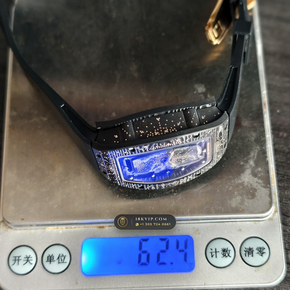 Richard Mille RM 07-01 Automatic Tonneau Dark Night Carbon TPT & Gold Leaf — Private Vault Edition — Studio Gallery Plate IX in Carbon TPT & Grade 5 Titanium (58.1g Verified Mass, Richard Mille Cal. CRMA2 Variable-Geometry Rotor)
