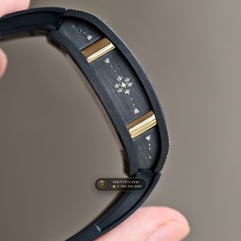 Richard Mille RM 07-01 Automatic Tonneau Misty Night Carbon TPT & Gold Leaf — Private Vault Edition — Studio Gallery Plate V in Carbon TPT & Grade 5 Titanium (58.0g Verified Mass, Richard Mille Cal. CRMA2 Variable-Geometry Rotor)