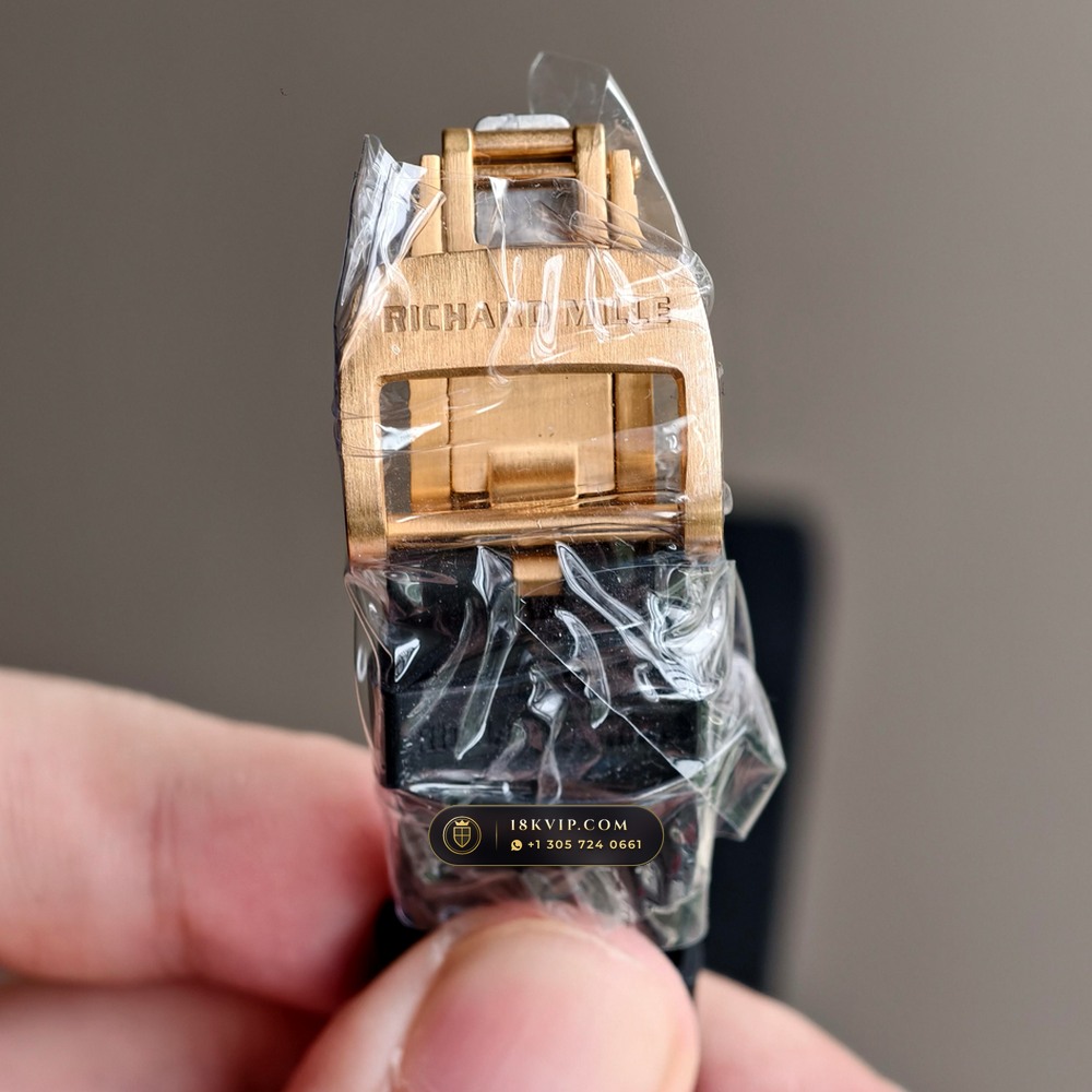Richard Mille RM 07-01 Automatic Tonneau Misty Night Carbon TPT & Gold Leaf — Private Vault Edition — Studio Gallery Plate VIII in Carbon TPT & Grade 5 Titanium (58.0g Verified Mass, Richard Mille Cal. CRMA2 Variable-Geometry Rotor)